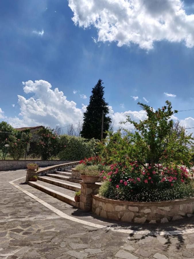 I Due Melograni Agriresort Tarano ภายนอก รูปภาพ